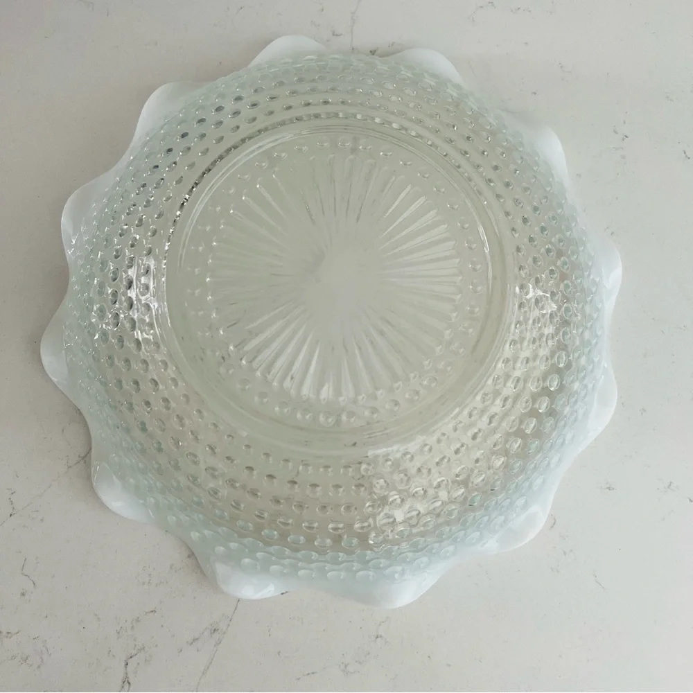 ANCHOR HOCKING Vintage 40s Opalescent Moonstone 9-1/2” Crimped Edge Bowl